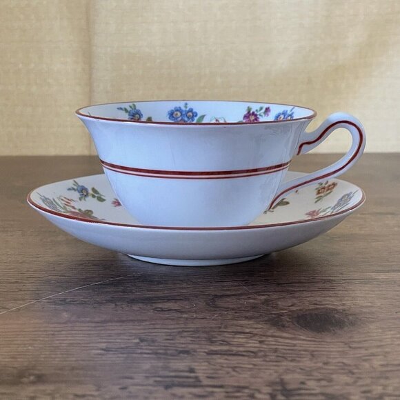 Vintage Grosvenor Bone China Teacup & Saucer Jackson & Gosling White Red Floral - Picture 4 of 14